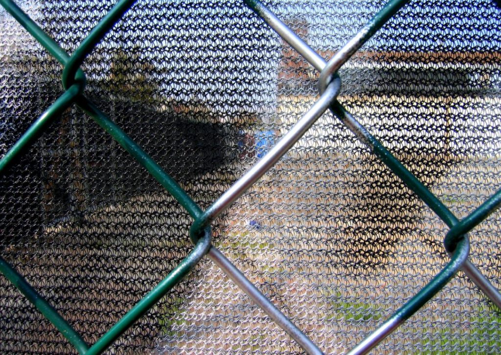 Easy Way to Cover Chain Link Fencing - Easy : Renovate